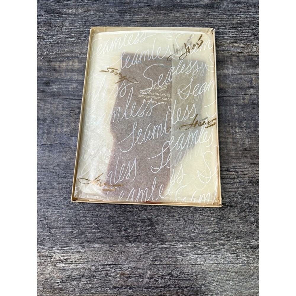 NOS Vintage Hanes Knee High Nylon Stockings 1 Pr Cantrece All Nylon 9.5-10.5 S